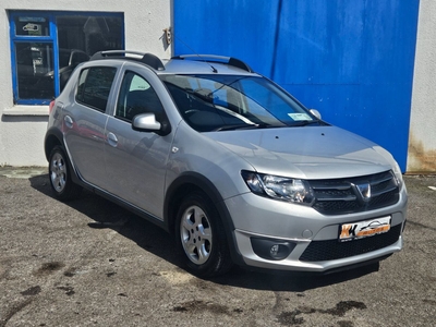 2014 - Dacia Sandero Manual