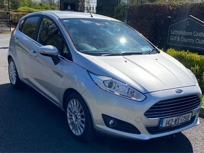 2014 - Ford Fiesta Manual