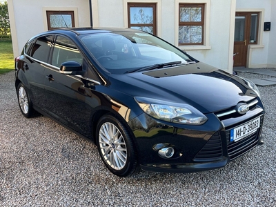 2014 - Ford Focus Manual