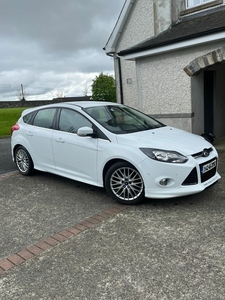 2014 - Ford Focus Manual