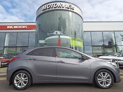 2014 - Hyundai i30 Manual