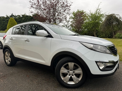 2014 - Kia Sportage Manual