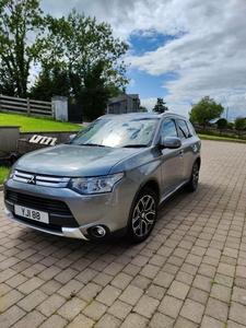 2014 - Mitsubishi Outlander Manual