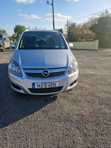 2014 - Opel Zafira Manual