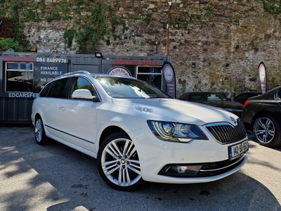 2014 - Skoda Superb Manual