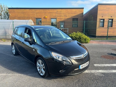 2014 - Vauxhall Zafira ---