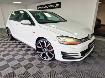 2014 - Volkswagen Golf Automatic