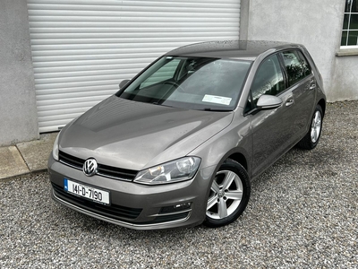 2014 - Volkswagen Golf Manual