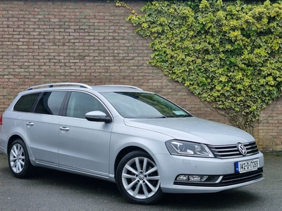 2014 - Volkswagen Passat Manual