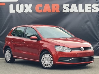 2014 - Volkswagen Polo Automatic