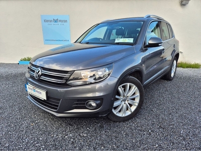 2014 - Volkswagen Tiguan Manual