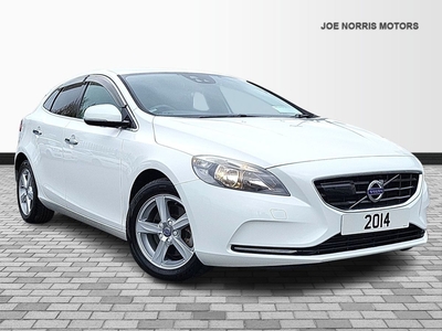 2014 - Volvo V40 Automatic