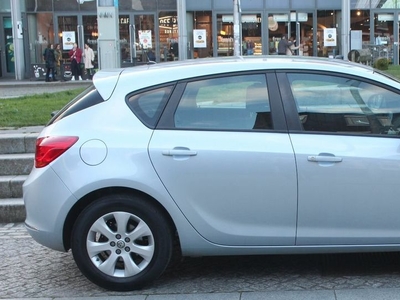 2015 - Opel Astra Manual