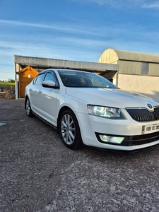 2015 - Skoda Octavia Manual