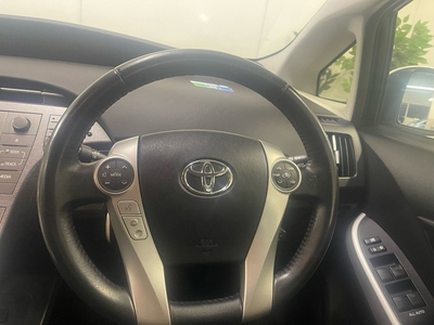 2015 - Toyota Prius Automatic