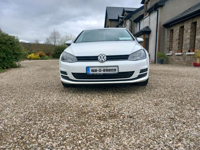 2015 - Volkswagen Golf Manual