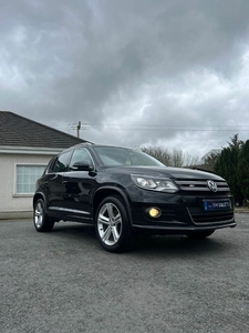 2015 - Volkswagen Tiguan Manual