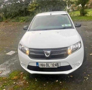 2016 - Dacia Sandero Manual