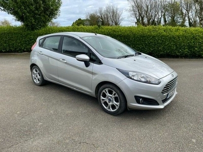 2016 - Ford Fiesta Manual