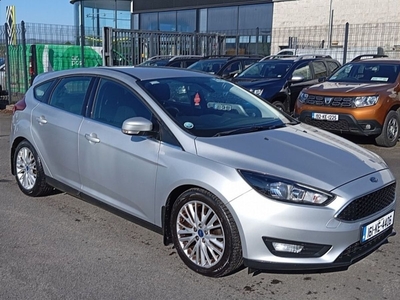 2016 - Ford Focus Manual