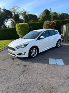 2016 - Ford Focus Manual