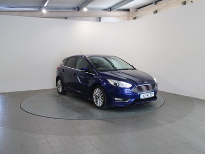 2016 - Ford Focus Manual