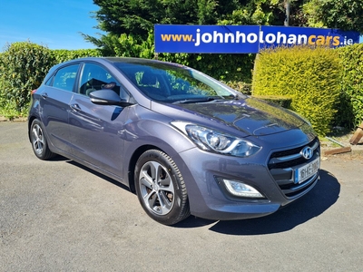 2016 - Hyundai i30 Manual