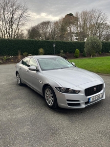 2016 - Jaguar XE Manual