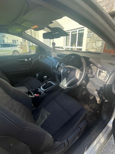 2016 - Nissan Qashqai Manual