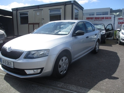 2016 - Skoda Octavia Manual