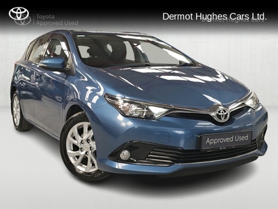 2016 - Toyota Auris Manual