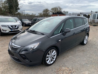 2016 - Vauxhall Zafira Manual