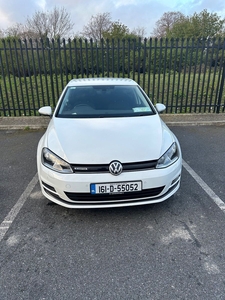 2016 - Volkswagen Golf Manual