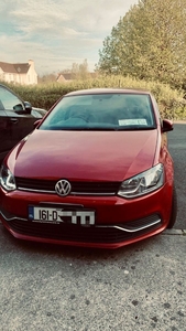 2016 - Volkswagen Polo Automatic