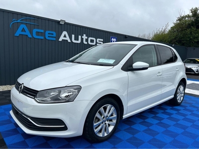 2016 - Volkswagen Polo Automatic