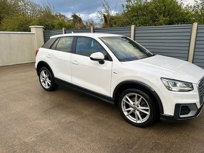 2017 - Audi Q2 Manual