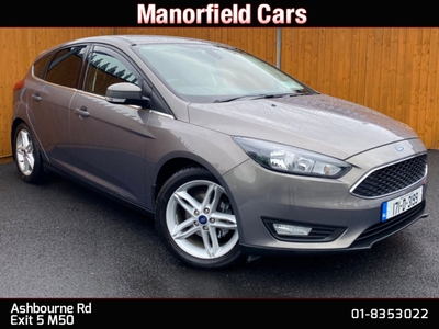 2017 - Ford Focus Manual