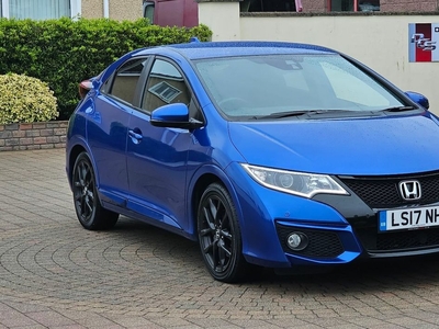 2017 - Honda Civic Manual