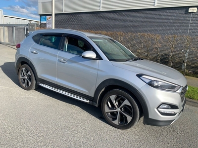 2017 - Hyundai Tucson Manual