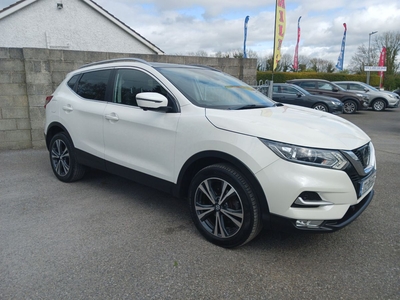 2017 - Nissan Qashqai Manual