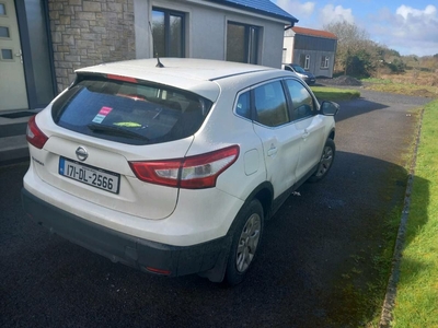 2017 - Nissan Qashqai Manual