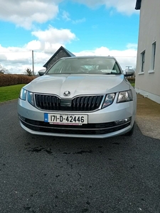 2017 - Skoda Octavia Manual