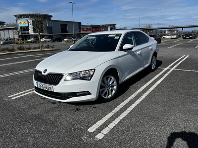 2017 - Skoda Superb Manual