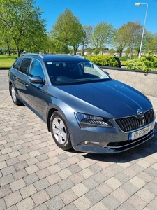 2017 - Skoda Superb Manual