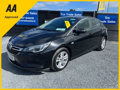 2017 - Vauxhall Astra Manual