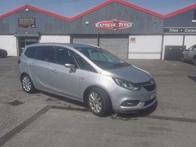 2017 - Vauxhall Zafira Manual