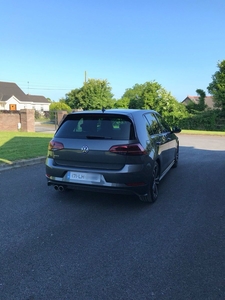 2017 - Volkswagen Golf Manual