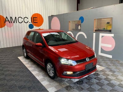 2017 - Volkswagen Polo Automatic