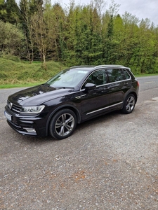 2017 - Volkswagen Tiguan Automatic