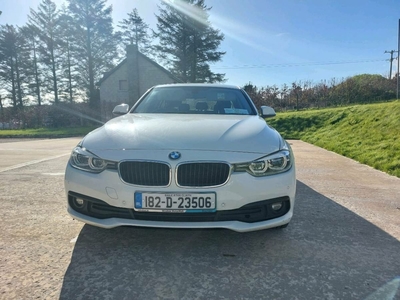 2018 - BMW 3-Series Manual